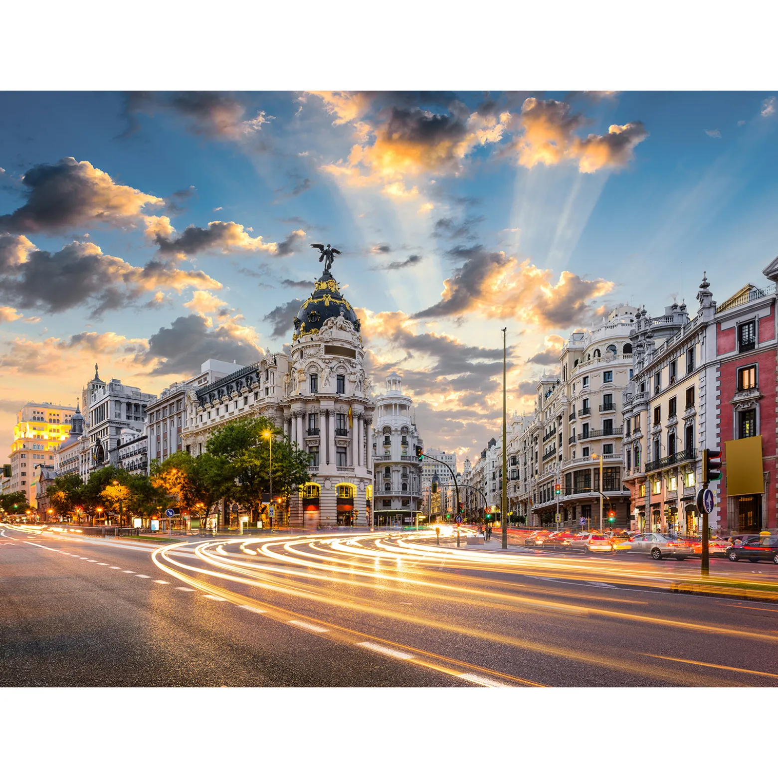 Fototapete Vlies Gran Via Madrid Straße blau gelb grau