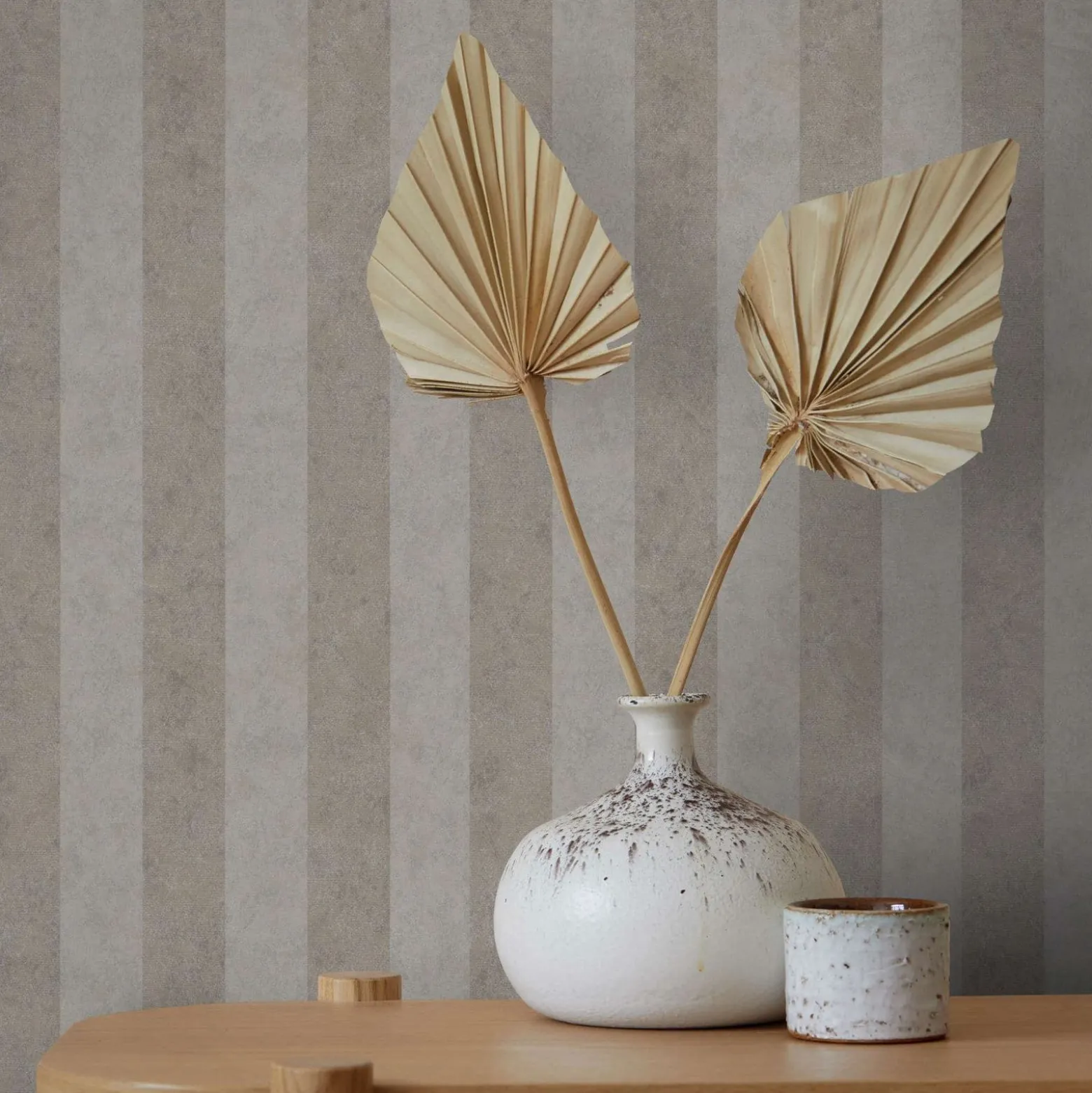 GZSZ Vliestapete Streifen Shabby Braun Metallic 34822