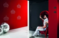 Harald Glööckler Tapeten Rot 2 Kronen Strass Panel 52711