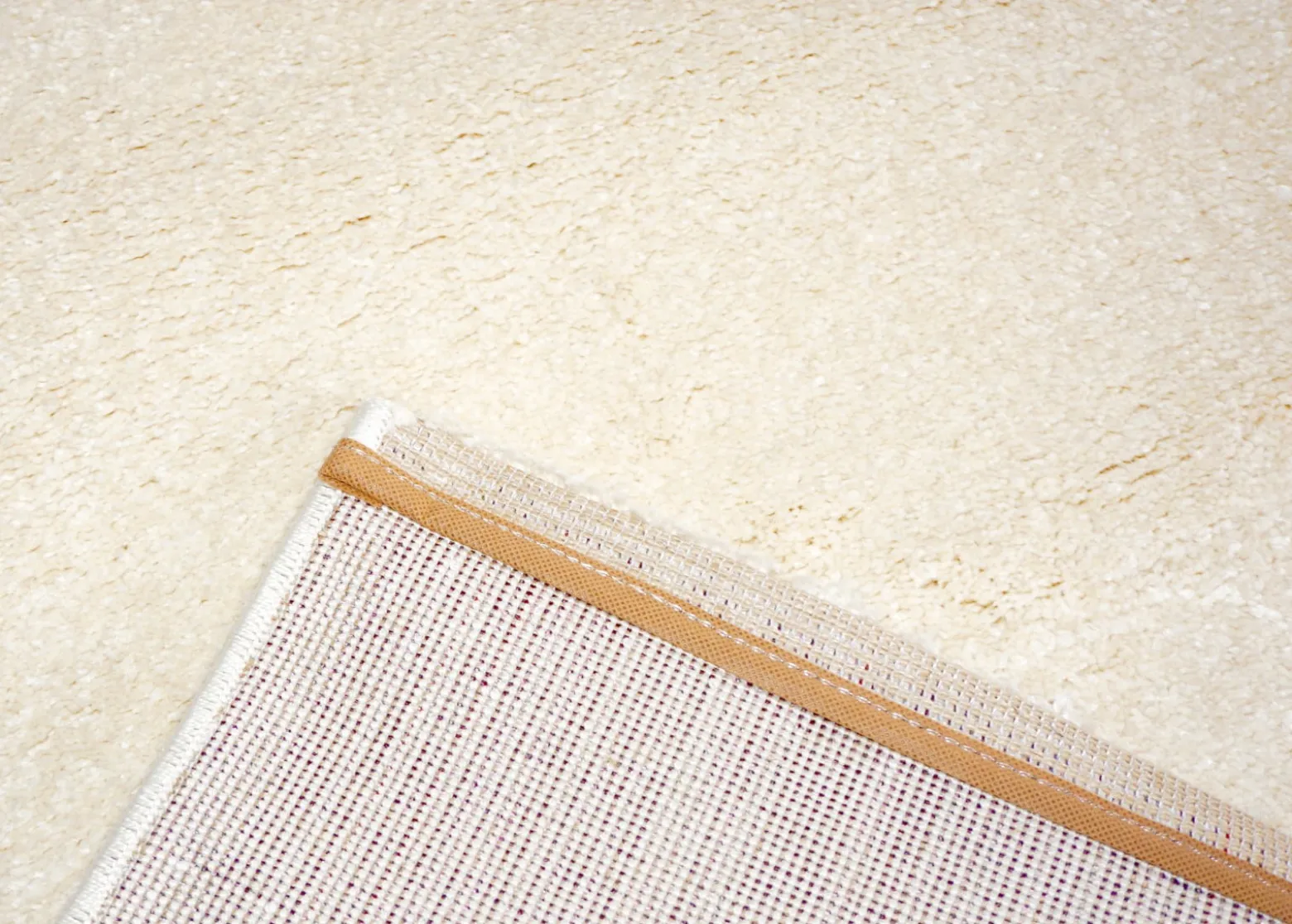 Hochflor Teppich einfarbig creme pflegeleicht Astra Samoa