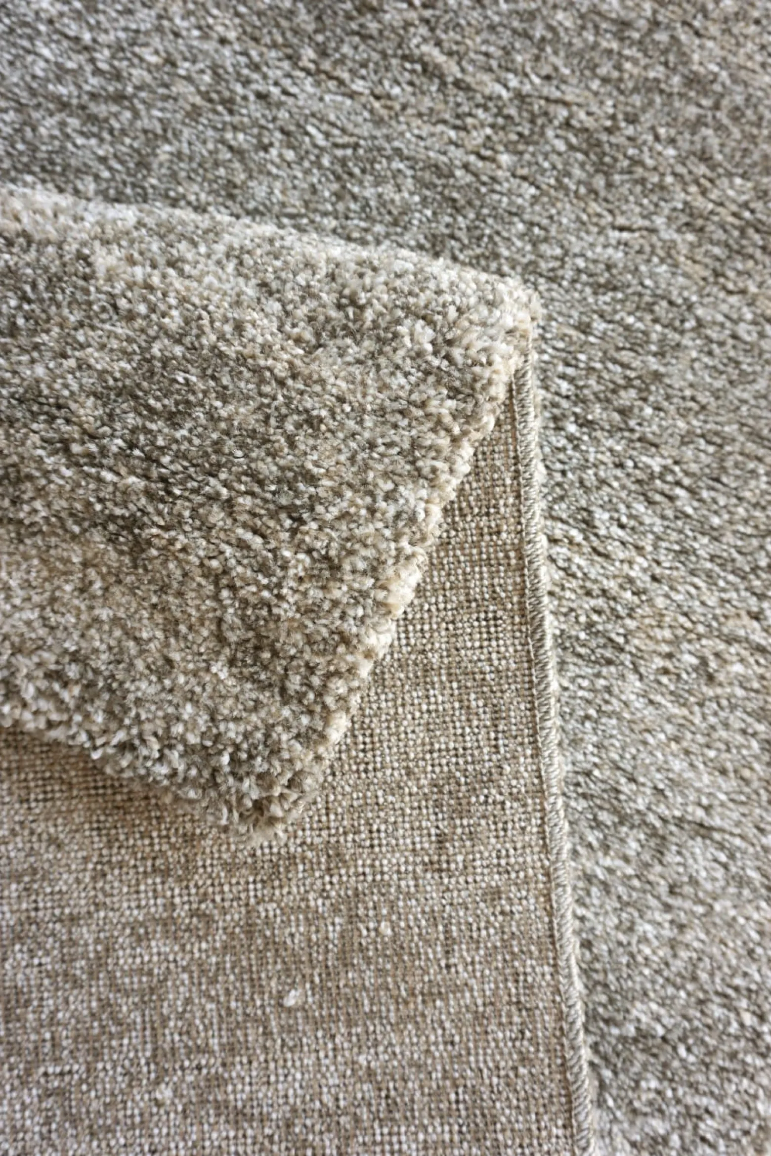 Hochflor Teppich meliert grau pflegeleicht Astra Samoa