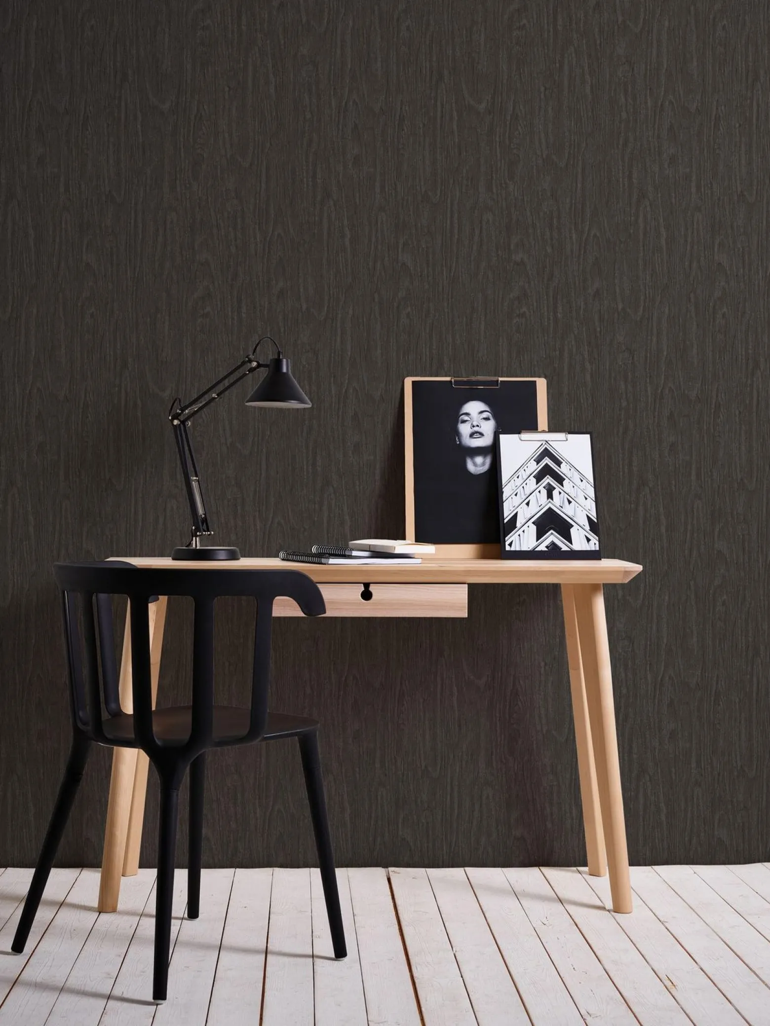 Tapete Versace Home Holzmaserung schwarz Glanz 370524