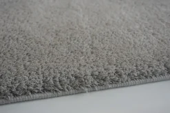 Teppich flauschig einfarbig hellgrau Hochflor Astra Salerno