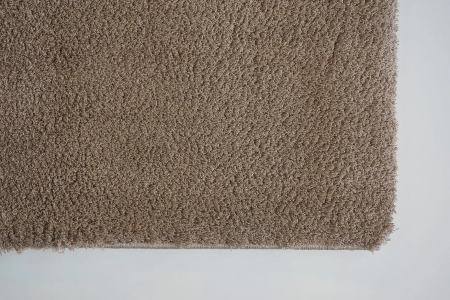 Teppich flauschig einfarbig braun Hochflor Astra Salerno
