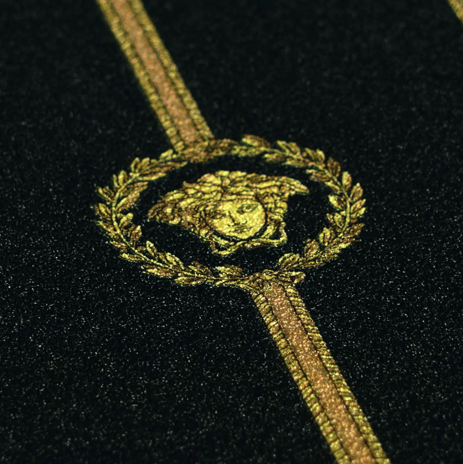 Versace Vliestapete Streifen Schwarz Gold Metallic 79173-2
