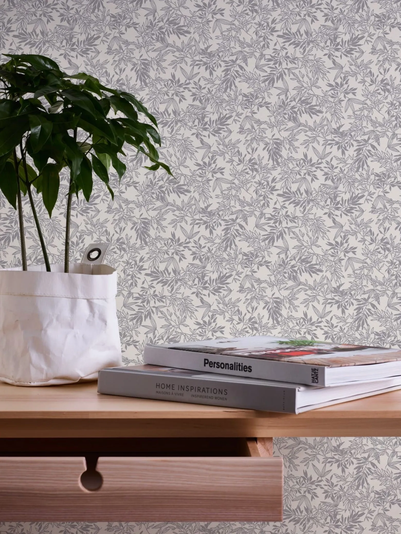 Vliestapete Blätter Zweige Weiß Silber Metallic 39028-1