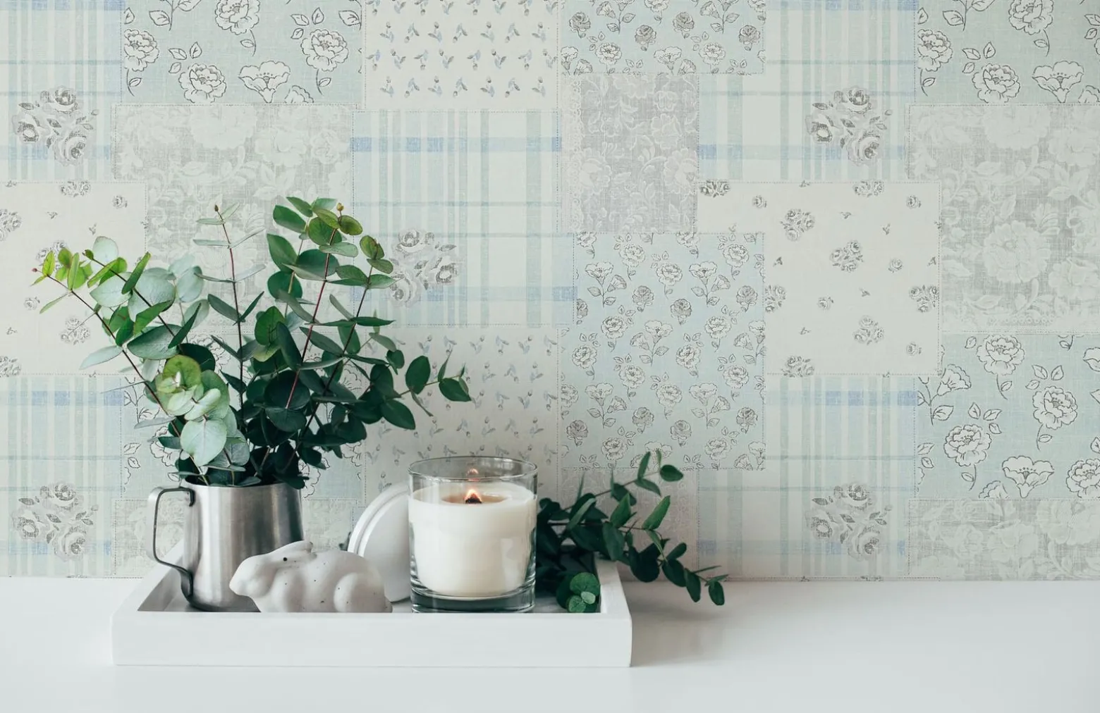 Vliestapete Blumen Patchwork Karo Blau Grau Weiß 39066-4