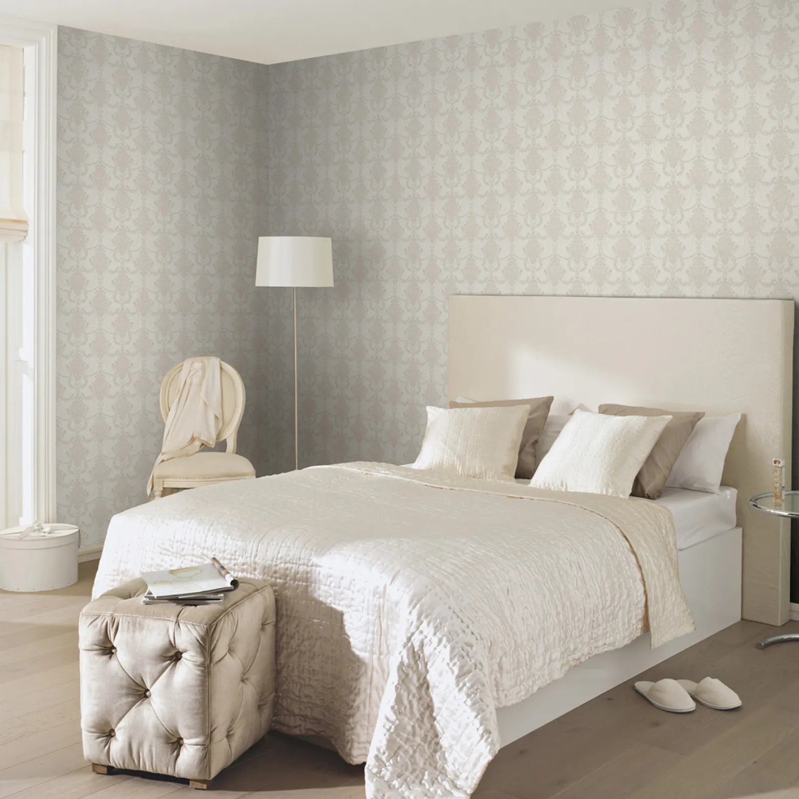 Vliestapete Floral Damast Creme Perlmutt Metallic 10287-02