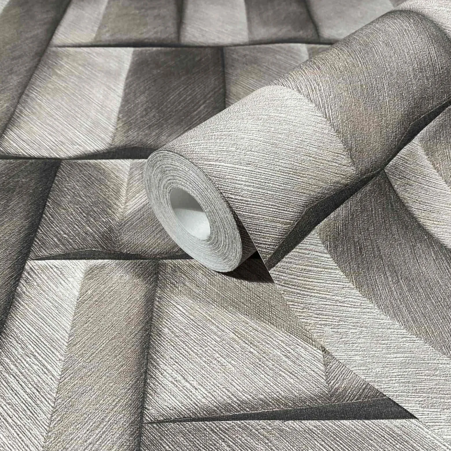 Vliestapete Holzoptik 3D-Effekt Braun Grau 35393