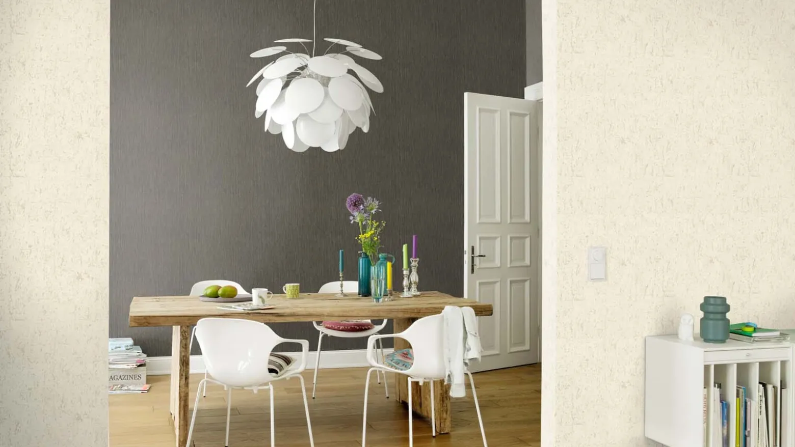 Vliestapete 537741 Rasch Uni Linien Schwarz Gold